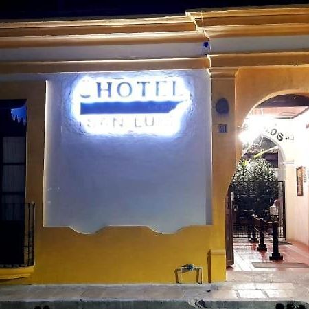 Hotel San Luis Сан-Кристобаль-де-Ла-Касас Экстерьер фото