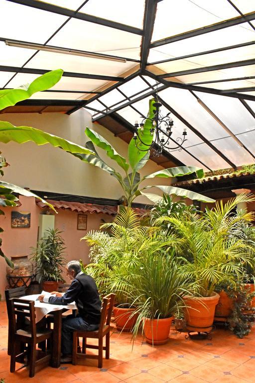 Hotel San Luis Сан-Кристобаль-де-Ла-Касас Экстерьер фото