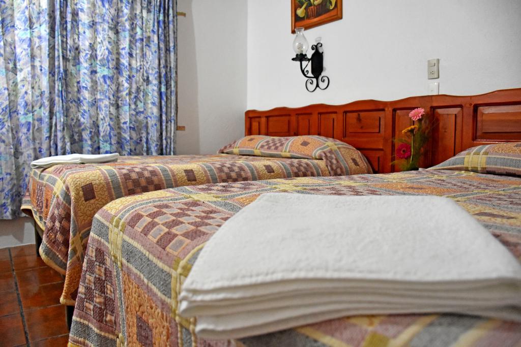Hotel San Luis Сан-Кристобаль-де-Ла-Касас Экстерьер фото