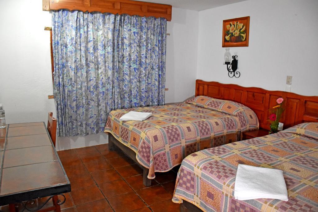 Hotel San Luis Сан-Кристобаль-де-Ла-Касас Экстерьер фото