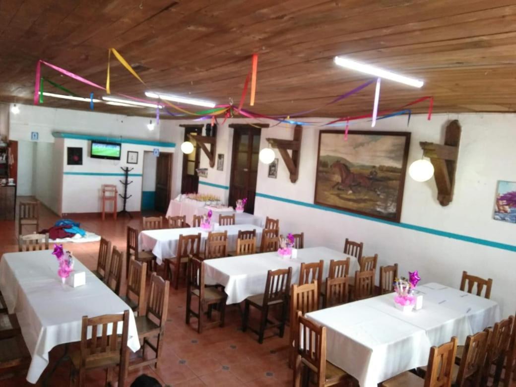 Hotel San Luis Сан-Кристобаль-де-Ла-Касас Экстерьер фото